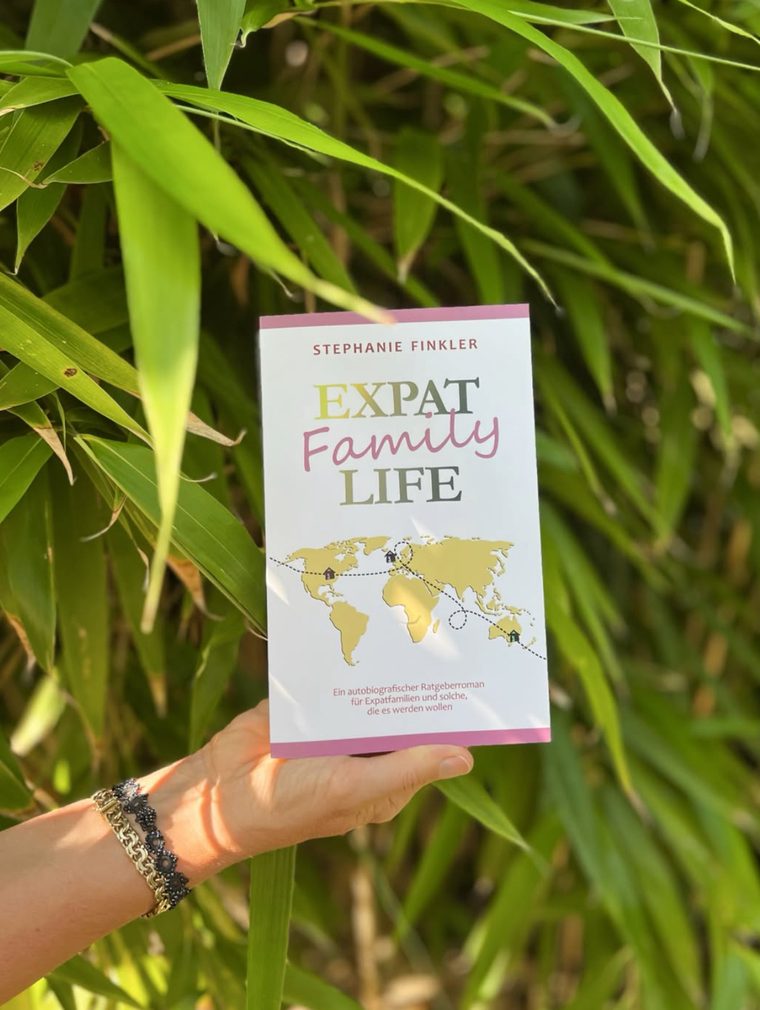 Das Buch „Expat Family Life“ von Stephanie Finkler